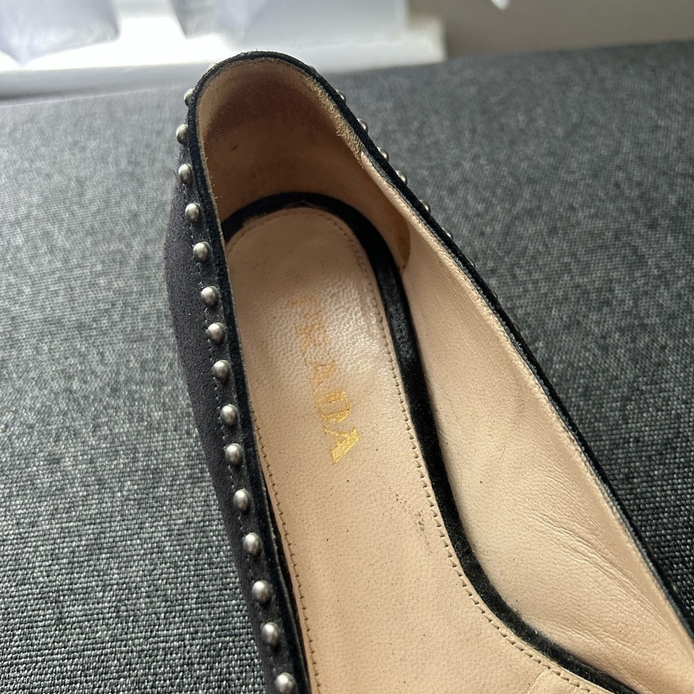 Prada Heels - Picture 3 of 10